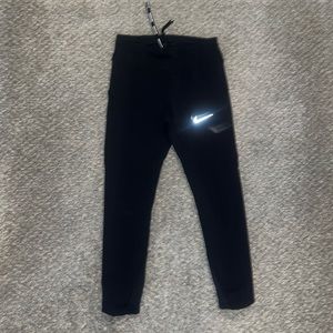 Nike crop leggings. Xs